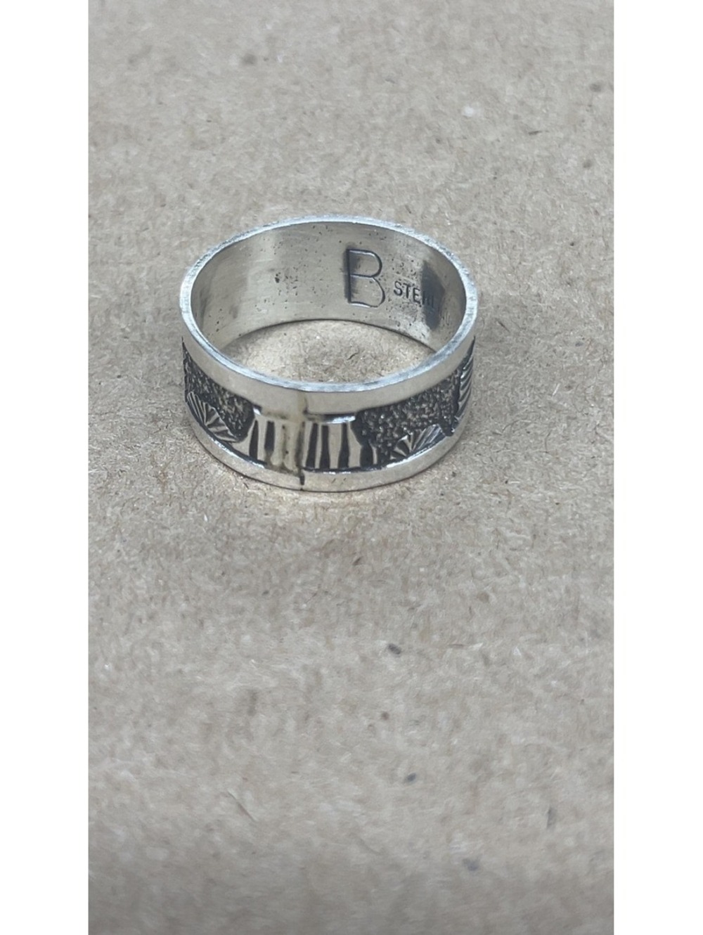 Navajo sterling silver traditional storyteller ring size 10.5 -Elaine Becenti